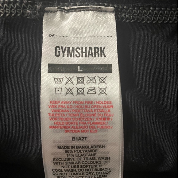 GYMSHARK- women’s black leggings #40 - Picture 4 of 4